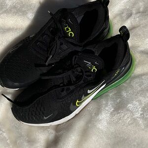 Nike Kids Black and Lime Sneakers AIR MAX 270